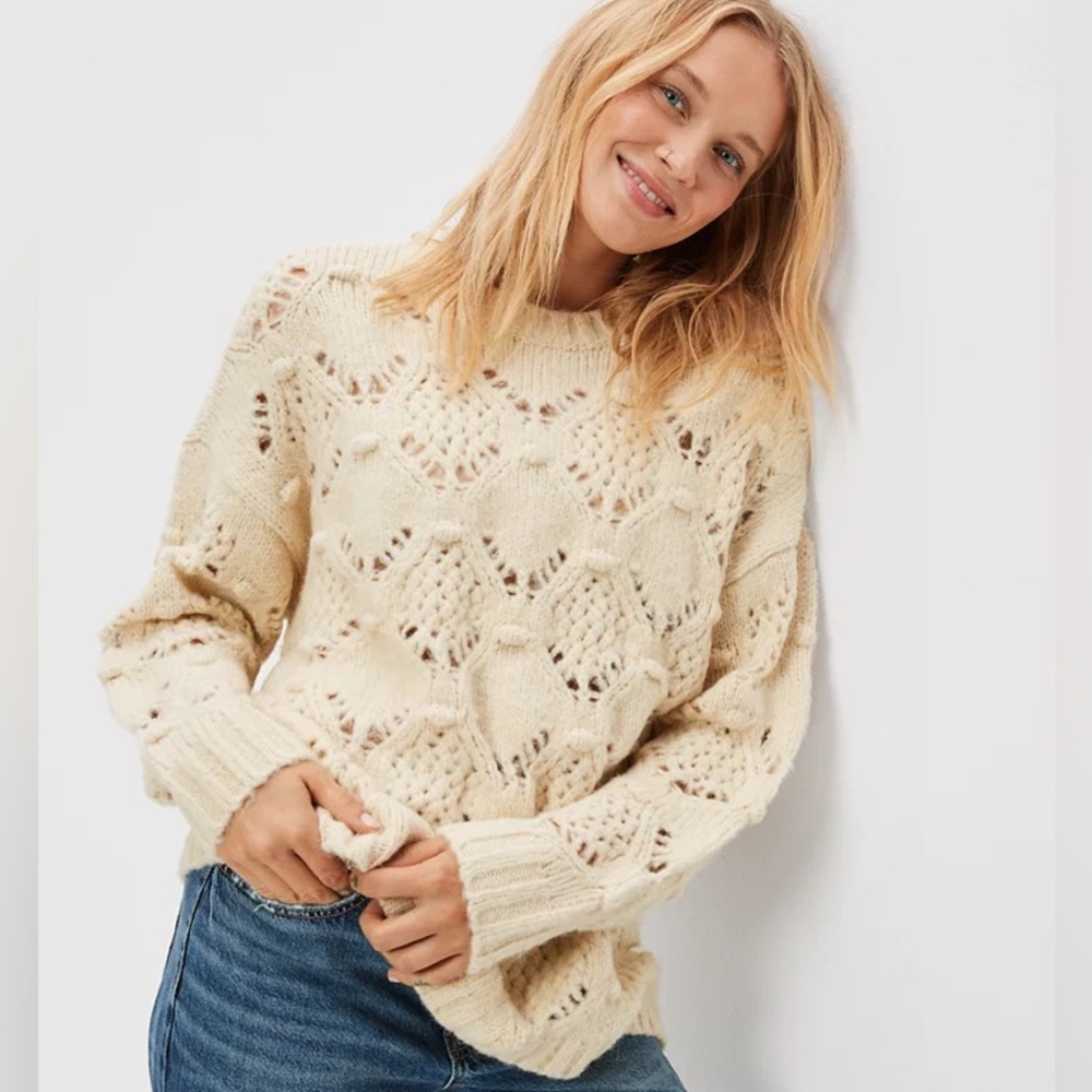 AMERICAN EAGLE Cream Oversized Wool Blend Pointelle Sweater Size L